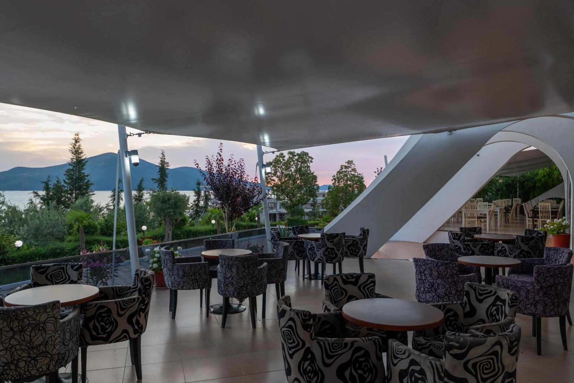 Edva Resort Radhimë Dış mekan fotoğraf