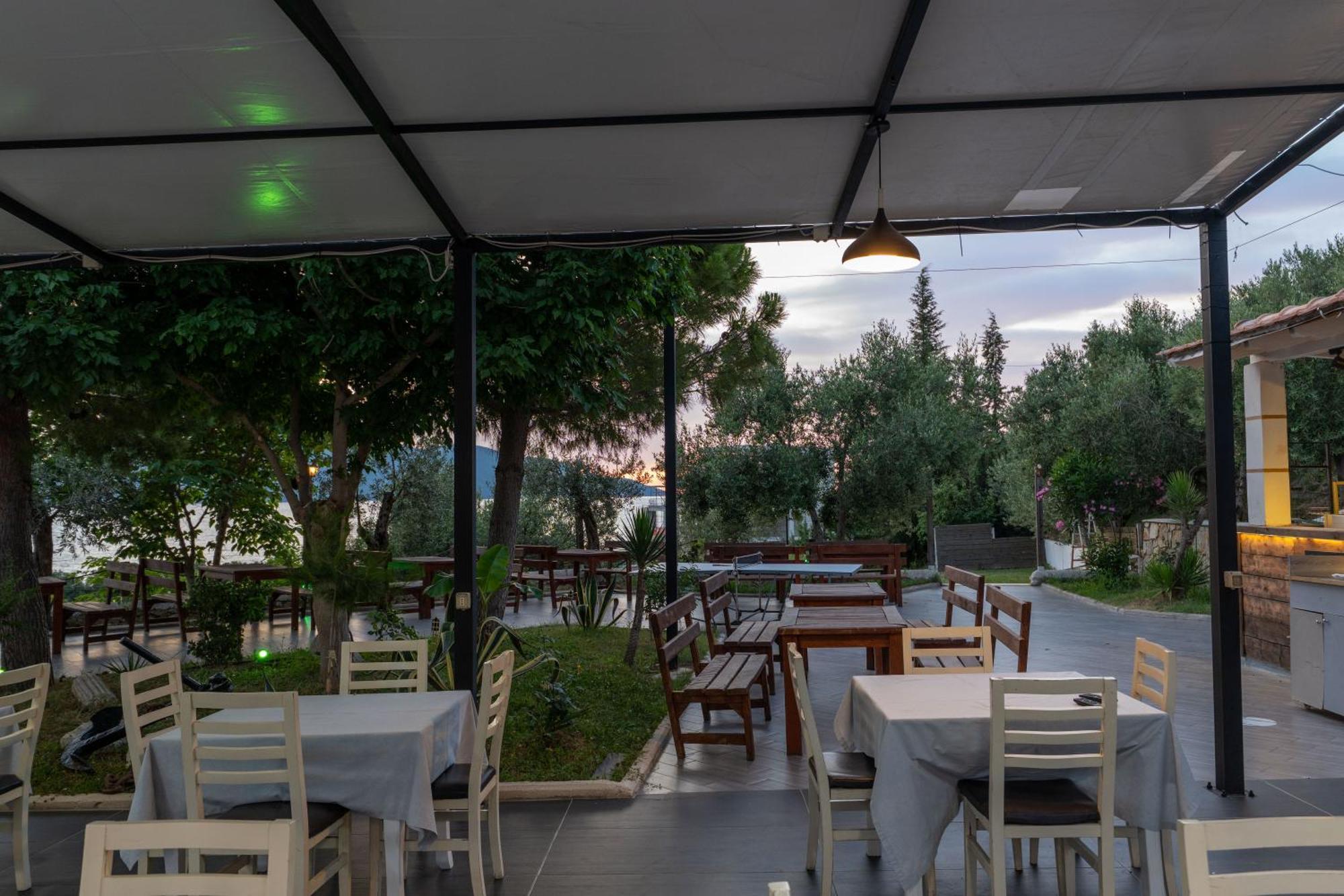 Edva Resort Radhimë Dış mekan fotoğraf