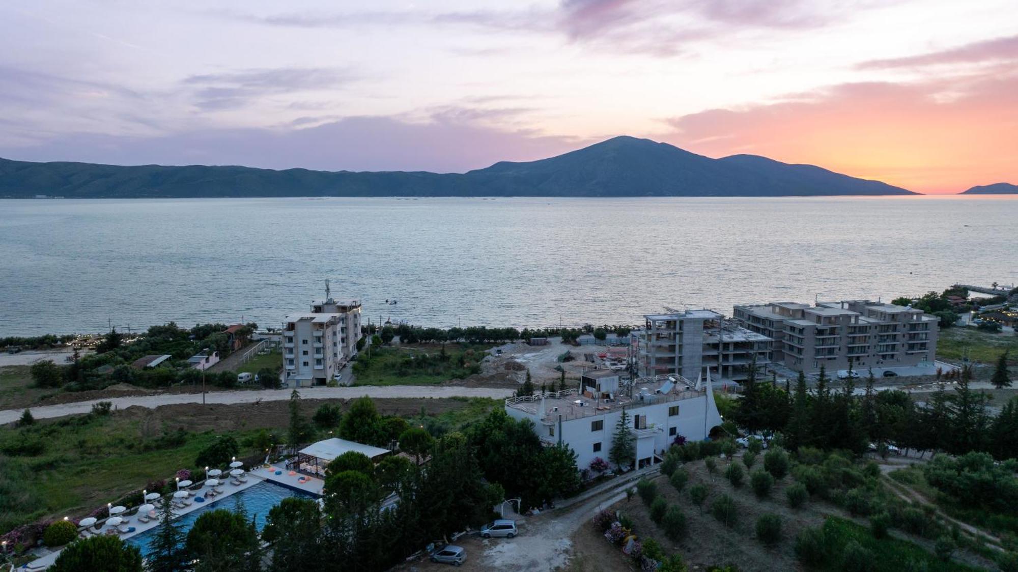 Edva Resort Radhimë Dış mekan fotoğraf